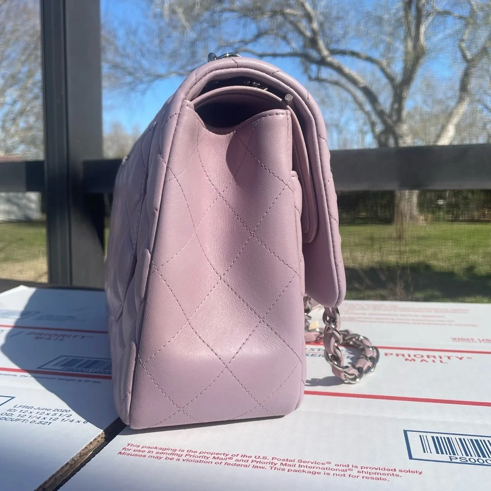 💜💜Chanel Mauve Classic Double Flap Jumbo Bag - Picture 4 of 11